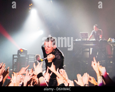 Chester Bennington Linkin Park en concert avec le groupe de la bande Banque D'Images