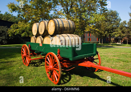 Chariot à fûts de bourbon distillerie Maker's Mark Loretto, Kentucky Banque D'Images