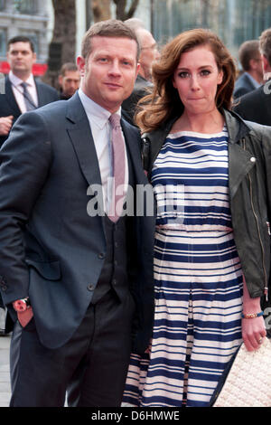 Londres, Royaume-Uni. 18 avril 2013. Dermot O'Leary assiste à la première UK de Iron Man 3, à l'Odeon Leicester Square. Credit : Pete Maclaine/Alamy Live News Banque D'Images