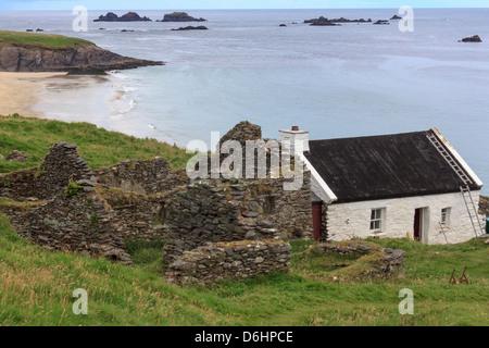 Great Blasket Island. Le comté de Kerry. L'Irlande. Homestead abandonné. Banque D'Images