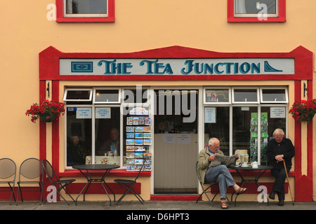 Kinvarra, comté de Galway, Irlande. Storefront. Banque D'Images