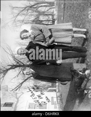 Harold Fischer, connu sous le nom d'as de 'Paper Tiger', était un pilote de chasse qualifié pendant la guerre de Corée. Son remarquable bilan de combat comprend de nombreux engagements aériens réussis, lui valant la reconnaissance pour sa compétence tactique dans le conflit. Banque D'Images