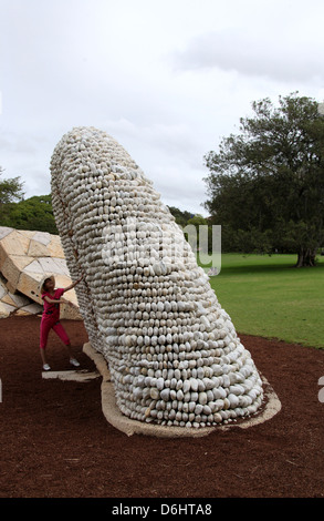 Wurrungwuri Sculpture dans les jardins botaniques royaux de Sydney Banque D'Images