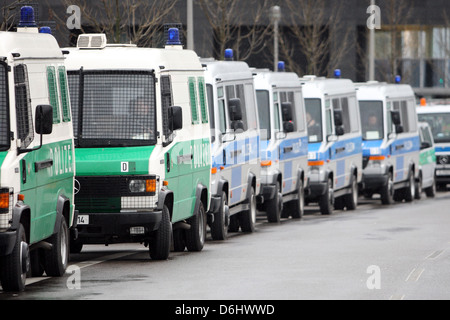 Berlin, Allemagne, le déploiement de la police dans l'expulsion des camps occupent sur la plage de presse fédéral Banque D'Images