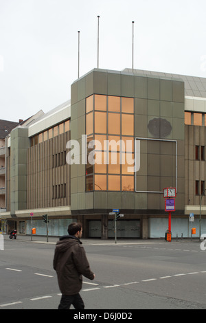 Berlin, Allemagne, vacant, ex-C & d'un magasin dans la Karl-Marx-Strasse Banque D'Images