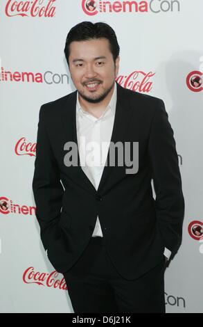 Las Vegas, USA. 18 avril, 2013.Justin Lin aux arrivées de CinemaCon 2013 Grand écran Achievement Awards, Caesars Palace Hotel and Casino, Las Vegas, NV le 18 avril 2013. Photo par : James Atoa/Everett Collection/Alamy Live News Banque D'Images