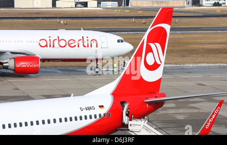 Berlin, Allemagne, Air Berlin avion sur le tarmac de l'aéroport de Tegel Banque D'Images