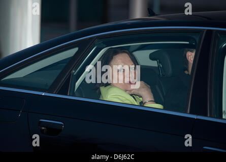 Le ministre allemand de la Justice Sabine Leutheusser-Schnarrenberger arrive pour la première ronde de la coalition en 2012 à la Chancellerie fédérale à Berlin, Allemagne, 04 mars 2012. Le Gouvernement allemand discute de cette année, la feuille de route. Photo : Joerg Carstensen Banque D'Images