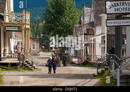 Rue principale de la vieille ville historique de la ville d'or, Barkersville, British Columbia, Canada, Amérique du Nord Banque D'Images