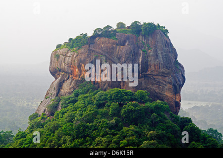 Sigiriya, UNESCO World Heritage Site, North Central Province, Sri Lanka, Asie Banque D'Images