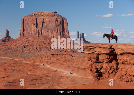 Monument Valley Navajo Tribal Park, Utah, États-Unis d'Amérique, Amérique du Nord Banque D'Images