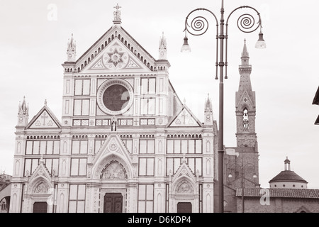 Église de Santa Croce, Florence, Italie en noir et blanc, Sépia Banque D'Images