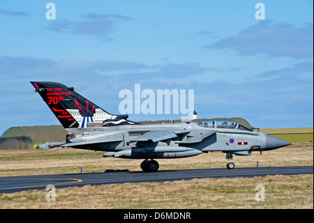 L'spécialement peint de 617 Tornado GR4 (Esc) Dambusters à RAF Lossiemouth. 9000 SCO Banque D'Images