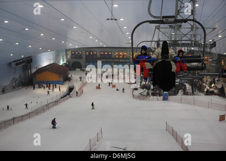 Dubaï, Émirats arabes unis, Ski Dubaï, la piste de ski intérieure dans le centre commercial Mall of the Emirates Banque D'Images