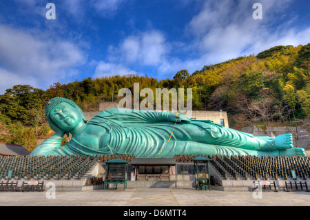 Bouddha couché de Nanzoin à Fukuoka, Japon Banque D'Images