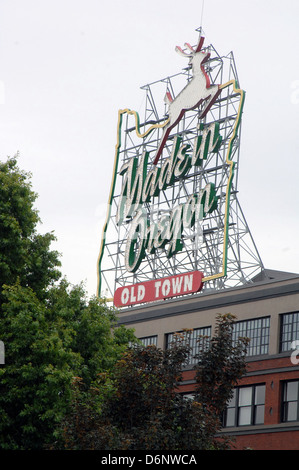 White Stag sign "fabriqué dans l'Oregon, Portland, Oregon Portland' situé près de la ville de Willamette et Columbia, du Nord-Ouest du Pacifique, Banque D'Images