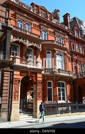 Classé Grade II, grande maison de ville mitoyenne, South Audley Street, Mayfair, City of Westminster, London, England, United Banque D'Images