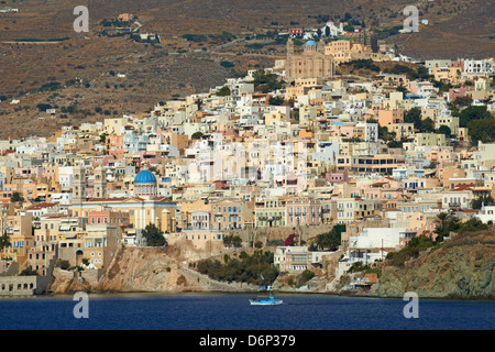 Ermoúpoli (Khora) et d'Ano Syros, l'île de Syros, Cyclades, îles grecques, Grèce, Europe Banque D'Images