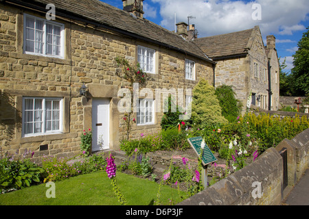 Plague cottages, Eyam, Derbyshire, Angleterre, Royaume-Uni, Europe Banque D'Images