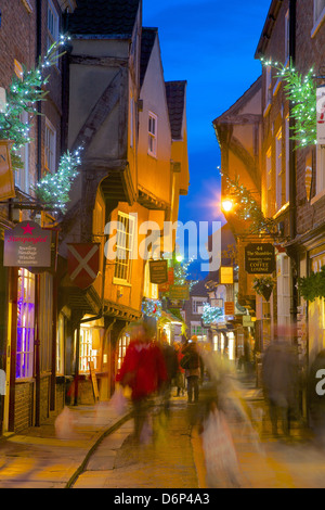 La pagaille à Noël, York, Yorkshire, Angleterre, Royaume-Uni, Europe Banque D'Images