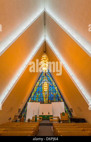 La Cathédrale arctique (église) Tromsoysund Tromsdalen (église), Tromso, Norvège, Scandinavie, Europe Banque D'Images