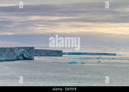 Negribreen Negri (Glacier), Olav V Terre, Spitzberg, archipel du Svalbard, Norvège, Scandinavie, Europe Banque D'Images