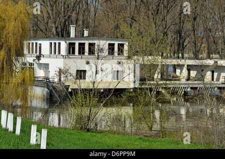 L'inondation sur la rivière Tisza à Szeged Hongrie l'ECO Banque D'Images