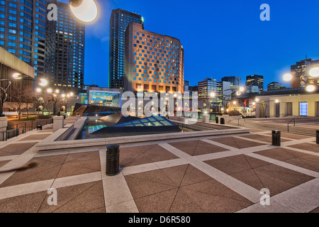 Esplanade de la Place des Arts, Quartier des spectacles, le centre-ville de Montréal, Québec, Canada Banque D'Images