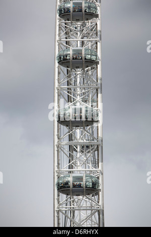 Le London Eye, la roue panoramique de Londres, en Angleterre. Banque D'Images