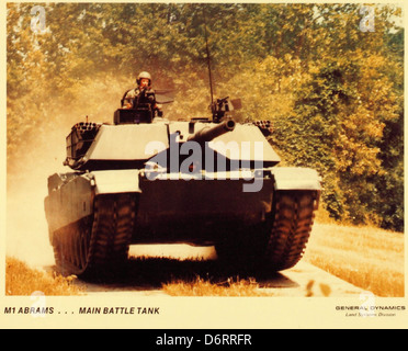 L'usine Convair/General Dynamics a joué un rôle clé dans la fabrication du char M-1 Abrams, un char de combat américain moderne. Ce véhicule est connu pour son armement puissant, son blindage avancé et sa mobilité sur le champ de bataille. Banque D'Images