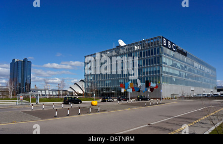 Le bâtiment du siège de la BBC Ecosse à Pacific Quay sur la rivière Clyde en Écosse Glasgow Govan Banque D'Images