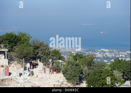 Dégâts causés par le séisme de janvier 2010, dans les bidonvilles de Port-au-Prince, Haïti, Caraïbes Banque D'Images