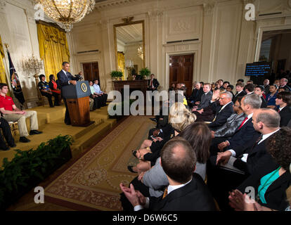 Le Président Obama lors de la 3e réunion annuelle des sciences de la Maison Blanche dans l'East Room de la Maison Blanche le 22 avril 2013 à Washington, DC. La fête de la science célèbre élève des gagnants d'un large éventail de sciences, technologies, ingénierie et mathématiques des concours à travers le pays. Banque D'Images