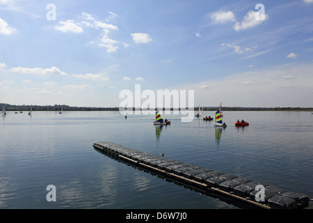 Grange de l'île Club de voile du réservoir, West Molesey Surrey, Angleterre, Royaume-Uni Banque D'Images