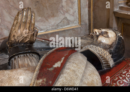 Effigie de John encore (c1543-1607/8), évêque de Bath et Wells, Wells Cathedral, Somerset, Angleterre Banque D'Images