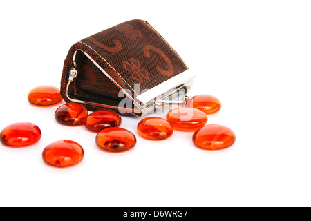 Wallet et de pierres isolé sur fond blanc. Banque D'Images