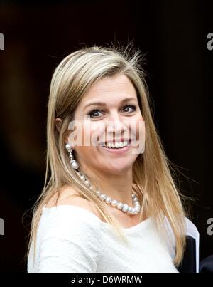 La Haye, aux Pays-Bas. 23 avril, 2013. La princesse maxima des Pays-Bas assiste au concert Koninginnedag (Queen's Day concert) au Palais Royal Noordeinde à La Haye, Pays-Bas, 23 avril 2013. Photo : Patrick van Katwijk/dpa/Alamy Live News Banque D'Images