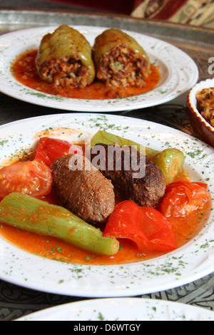 Des boulettes de viande à la tomate Banque D'Images