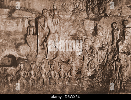 Le nord du mur sculpté de Royston Cave un site peut-être utilisé par les Templiers, Royston, Hertfordshire, England, UK Banque D'Images