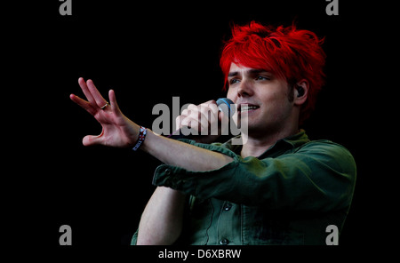 Le chanteur Gerard Way de My Chemical Romance sur la scène principale. T dans le parc 2011, balado, Kinross, Scotland Banque D'Images