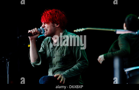 Le chanteur Gerard Way de My Chemical Romance sur la scène principale. T dans le parc 2011, balado, Kinross, Scotland Banque D'Images