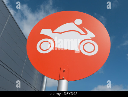 Motorcycle parking sign Banque D'Images