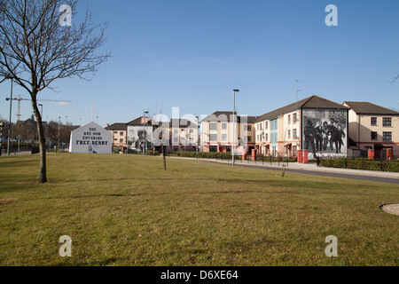 Free Derry Corner et républicain de l'Irlande du Nord Londonderry Derry murales Banque D'Images