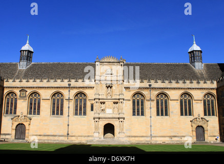 Vue à l'intérieur du quadrilatère principal de Wadham College, Oxford University, Oxford, Angleterre. Banque D'Images