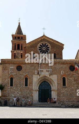 Villa D'Este. Tivoli. L'Italie. Vue de la façade de l'église de Santa Maria Maggiore ou San Francesco qui est adjacent à la vil Banque D'Images