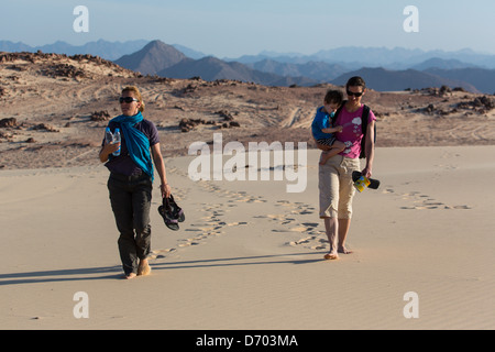 Destination de vacances familiales : Dahab, près de la Mer Rouge en Egypte (Sinaï) Banque D'Images