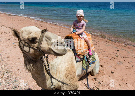 Destination de vacances familiales : Dahab, près de la Mer Rouge en Egypte (Sinaï) Banque D'Images