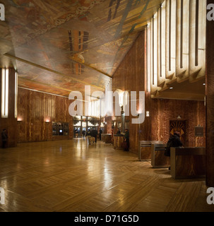 NEW YORK, le Chrysler Building Hall Banque D'Images