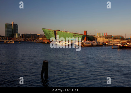Le Centre des sciences Nemo, Amsterdam, Hollande du Nord, Pays-Bas Banque D'Images