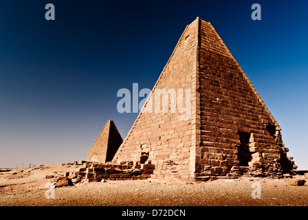 Pyramides de Jebel Barkal, près de Karima, le nord du Soudan Banque D'Images